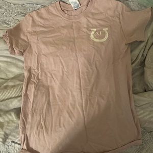 Gildan T shirt